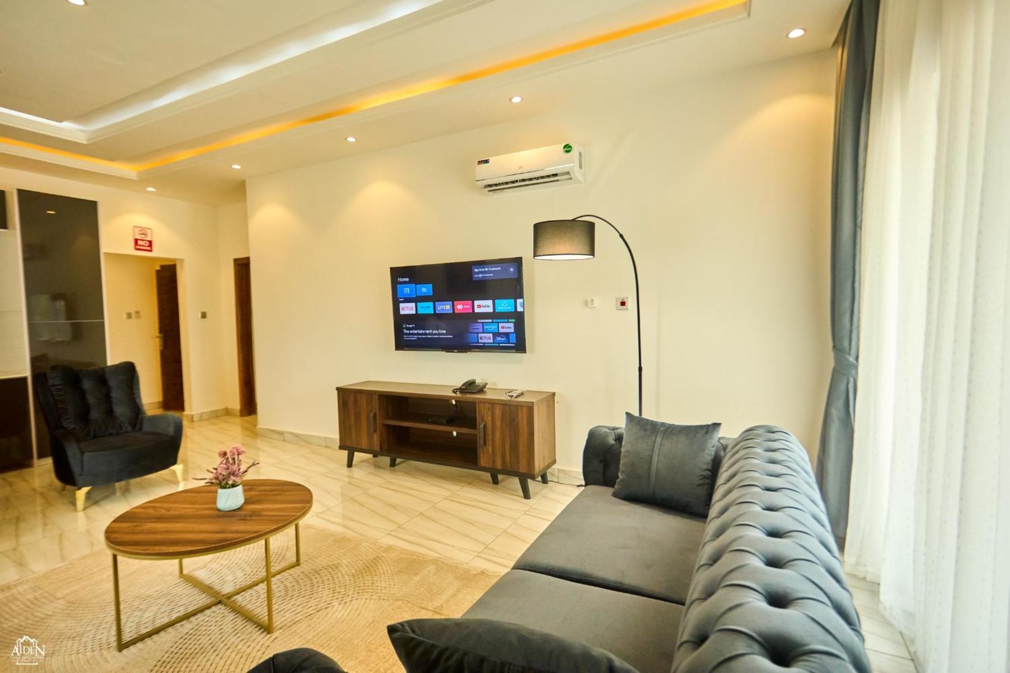 Aiden Homes And Apartments Hotel Koforidua Extérieur photo