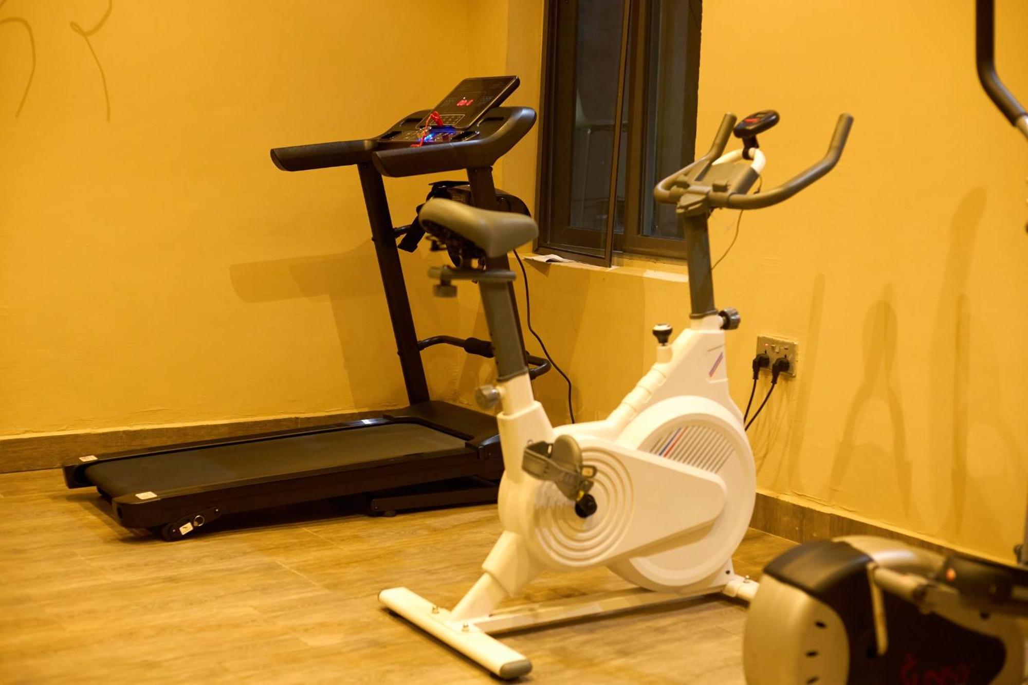Aiden Homes And Apartments Hotel Koforidua Extérieur photo